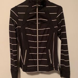 Lululemon black w/white striped fitted zip up